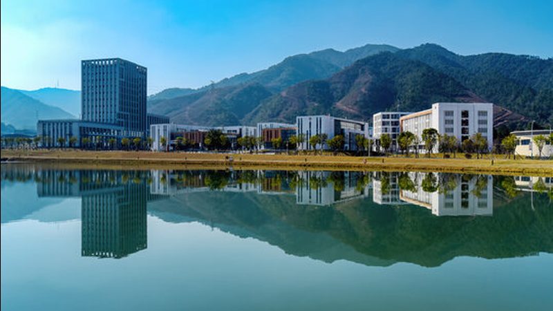 深圳三极管样品批发：揭秘三极管选型与采购要点